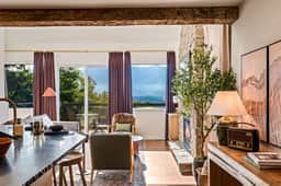 Romantic Fall Getaway | Hot Tub + Epic Views - Image 2
