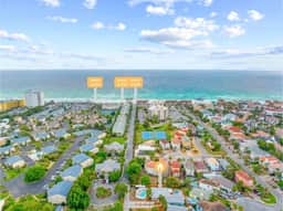 Spacious 3 Bed Home with Pool in Destin - Image 3