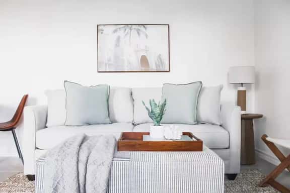 Cozy condo steps from the beach - Image 1