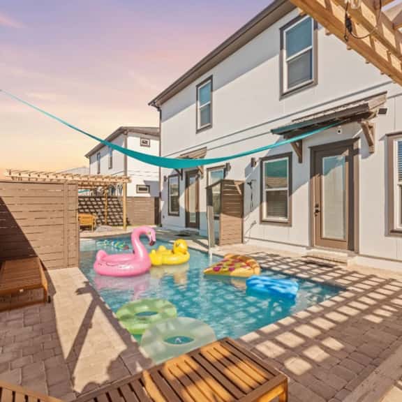 5BR Luxury Retreat with Heated Pool - Image 1