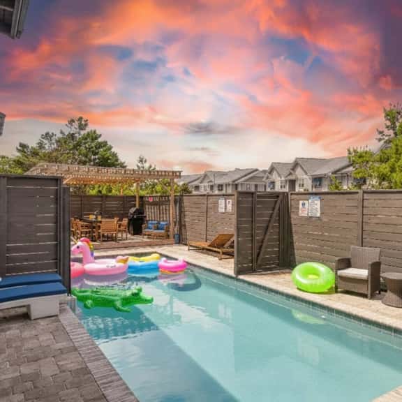 Luxury Retreat with Private Pool l Sleeps 28 - Image 1